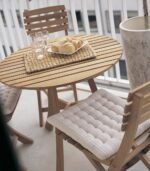Classic wooden chair - Gambar 3